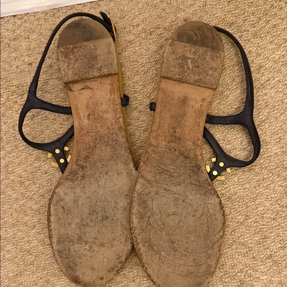 CHANEL Gold and Black Quilted Sandals - Picture 7 of 10